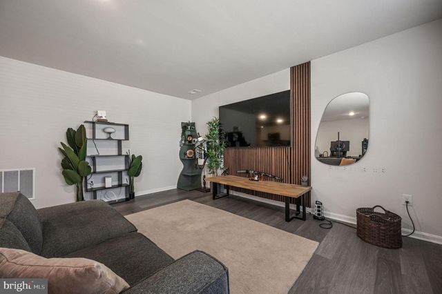 13 CASTERLINE CT, Dover, DE 19901