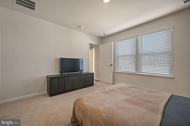 13 CASTERLINE CT, Dover, DE 19901