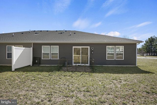 13 CASTERLINE CT, Dover, DE 19901