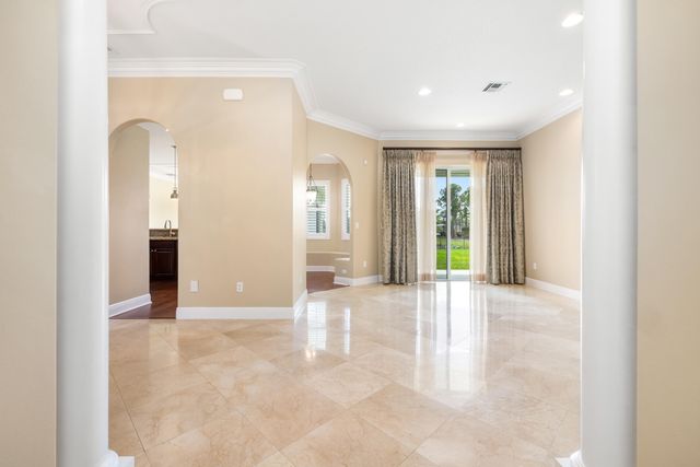 12878 N 70th Pl Place N, The Acreage, FL 33412