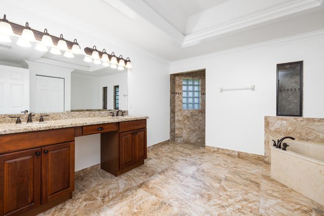 12878 N 70th Pl Place N, The Acreage, FL 33412