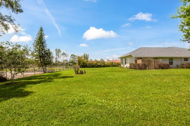 12878 N 70th Pl Place N, The Acreage, FL 33412