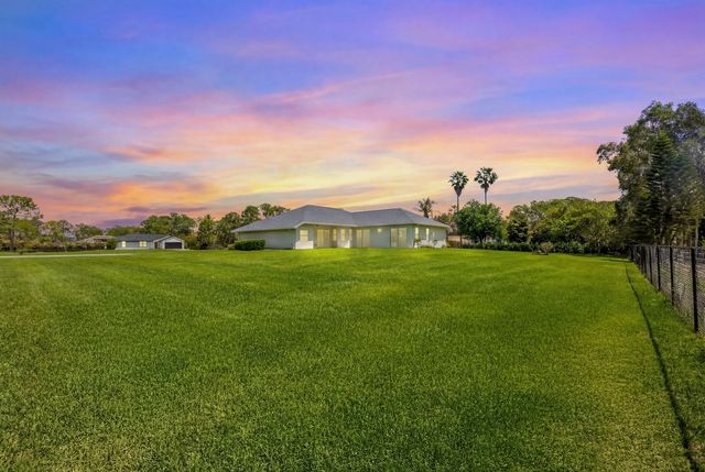 12878 N 70th Pl Place N, The Acreage, FL 33412