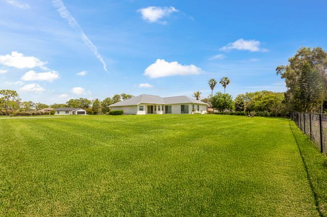 12878 N 70th Pl Place N, The Acreage, FL 33412