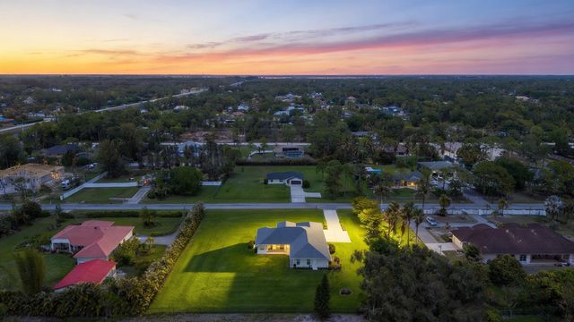 12878 N 70th Pl Place N, The Acreage, FL 33412