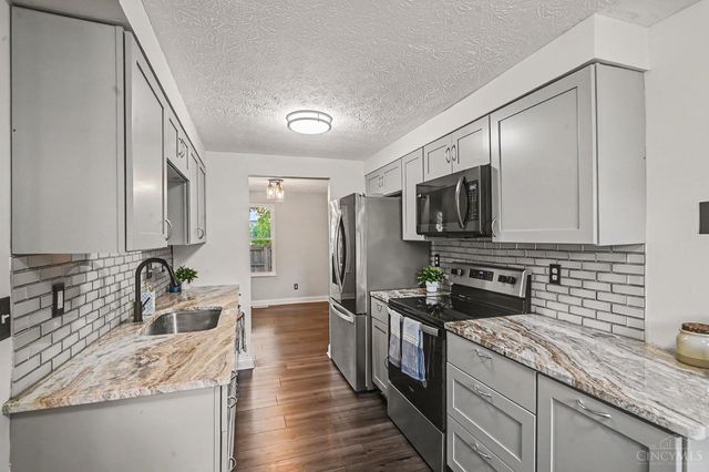 6510 Amber Court, Mason, OH 45040