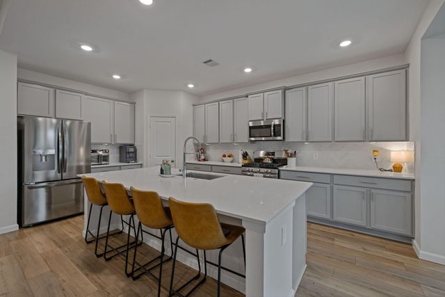18323 Tiger Flowers Drive, Conroe, TX 77302