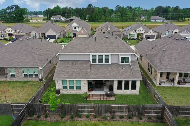 18323 Tiger Flowers Drive, Conroe, TX 77302