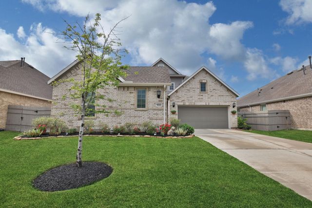 18323 Tiger Flowers Drive, Conroe, TX 77302