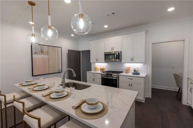 5144 Bandolino Lane 317, Peachtree Corners, GA 30092