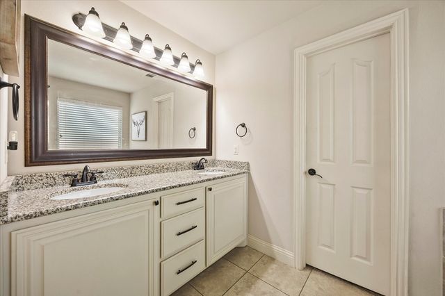 1925 Knoxbridge Road, Forney, TX 75126