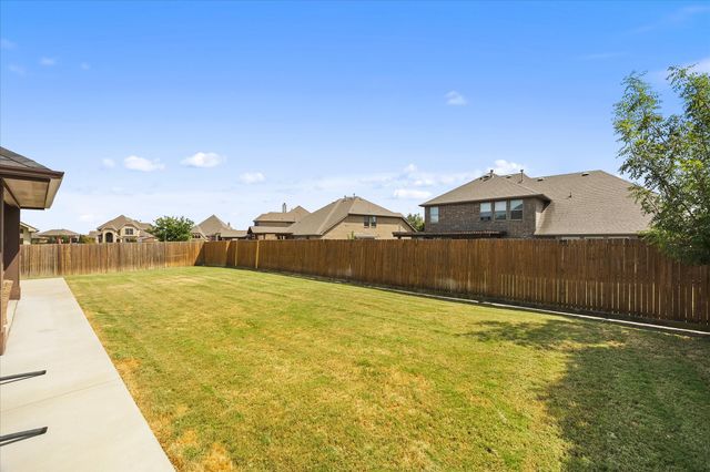 1925 Knoxbridge Road, Forney, TX 75126