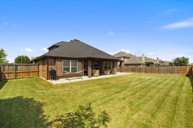 1925 Knoxbridge Road, Forney, TX 75126