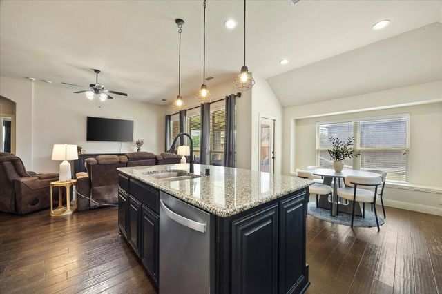 1925 Knoxbridge Road, Forney, TX 75126