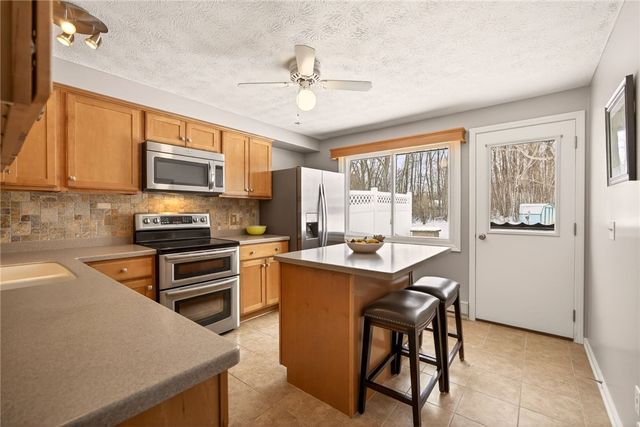 2077 Bear Creek Drive, Ontario, NY 14519