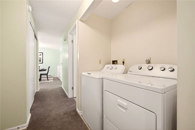 2077 Bear Creek Drive, Ontario, NY 14519