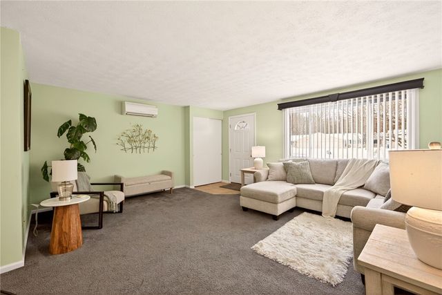 2077 Bear Creek Drive, Ontario, NY 14519