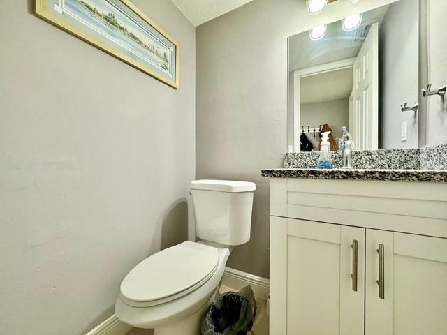5216 TENNIS COURT CIRCLE 5216, Tampa, FL 33617
