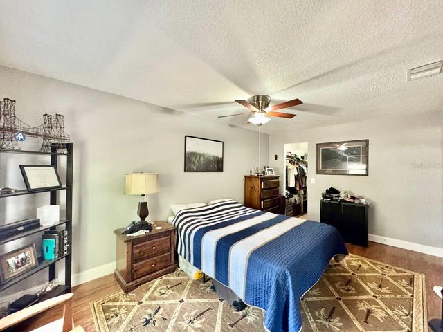 5216 TENNIS COURT CIRCLE 5216, Tampa, FL 33617