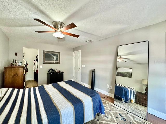 5216 TENNIS COURT CIRCLE 5216, Tampa, FL 33617