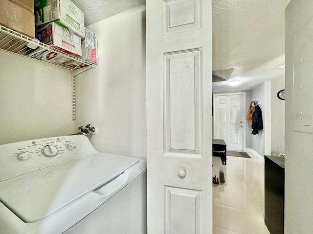 5216 TENNIS COURT CIRCLE 5216, Tampa, FL 33617