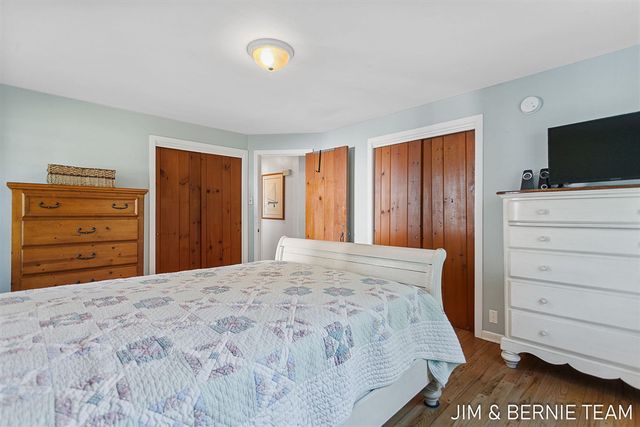 131 E 31st Street, Holland, MI 49423