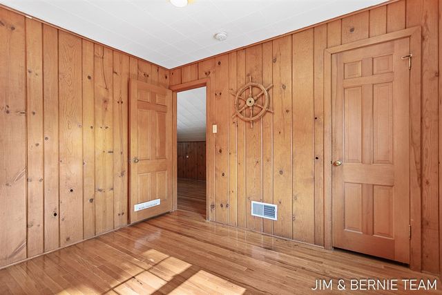 131 E 31st Street, Holland, MI 49423