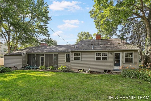 131 E 31st Street, Holland, MI 49423