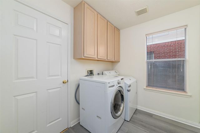 13616 Cabrera Court, Houston, TX 77083