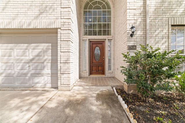 13616 Cabrera Court, Houston, TX 77083