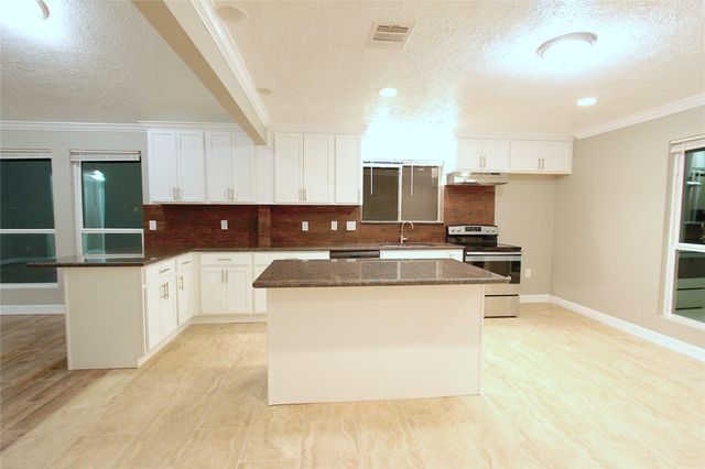 16807 Gaelic Lane, Houston, TX 77084