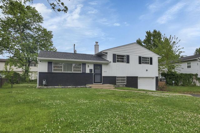 1053 Carrousel Drive E, Reynoldsburg, OH 43068