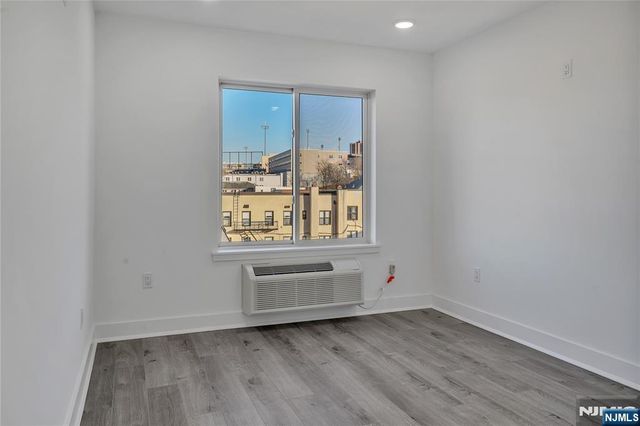 2601 Jane Street 301, North Bergen, NJ 07047