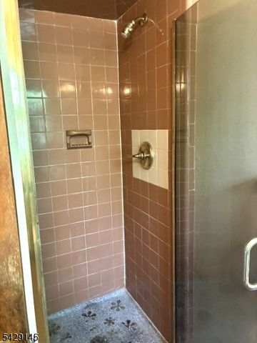 156 Goltra Dr, Bernards Twp., NJ 07920