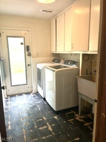 156 Goltra Dr, Bernards Twp., NJ 07920