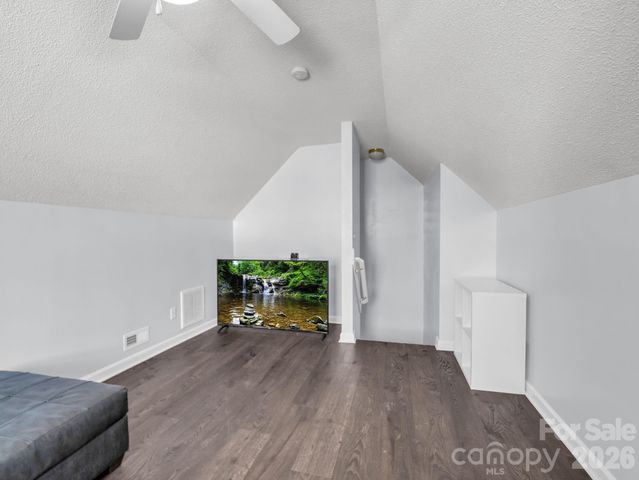 33 Lumber River Road, Fletcher, NC 28732