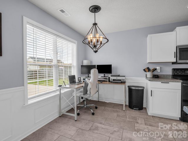 33 Lumber River Road, Fletcher, NC 28732