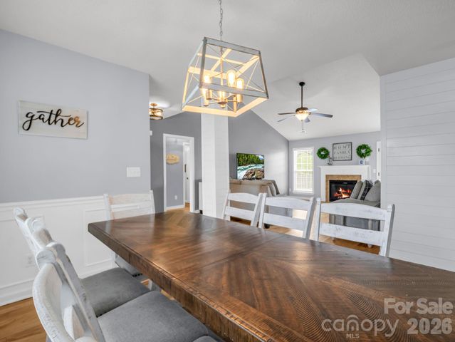 33 Lumber River Road, Fletcher, NC 28732