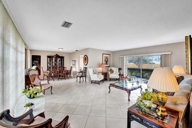 5011 Madison St, Hollywood, FL 33021