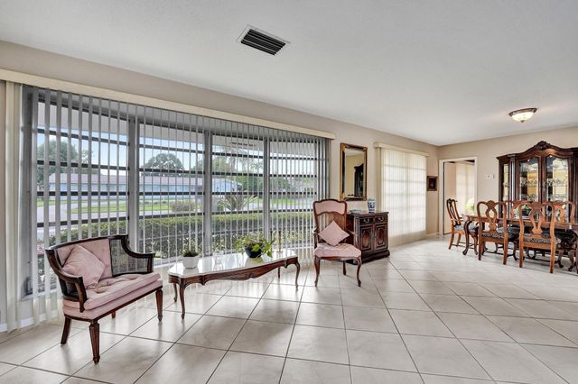 5011 Madison St, Hollywood, FL 33021