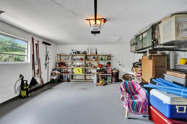 5011 Madison St, Hollywood, FL 33021