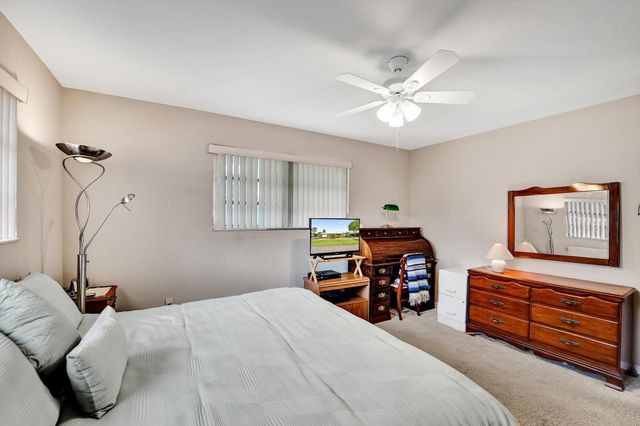 5011 Madison St, Hollywood, FL 33021