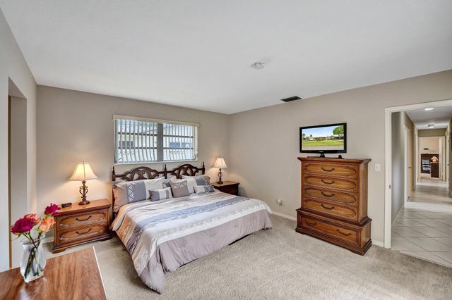 5011 Madison St, Hollywood, FL 33021