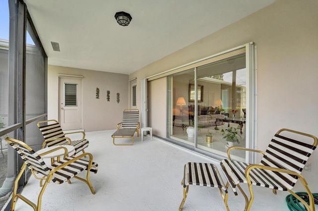 5011 Madison St, Hollywood, FL 33021