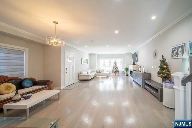 229 6th Street B, Fairview, NJ 07022