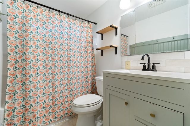 975 Colony Drive, Aurora, OH 44202