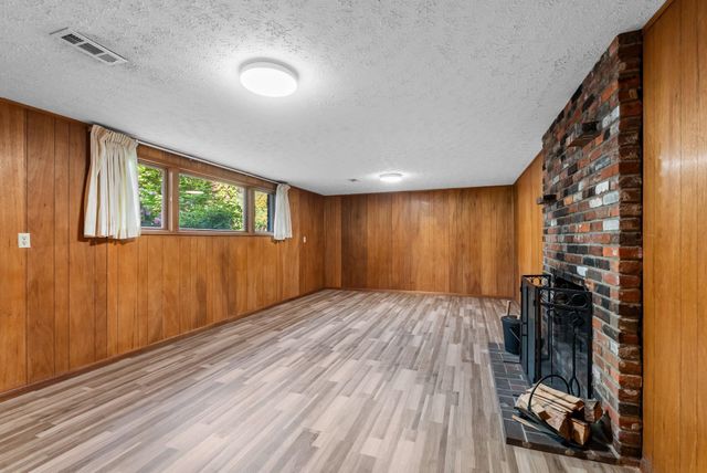 2504 E 40TH Ave, Spokane, WA 99223