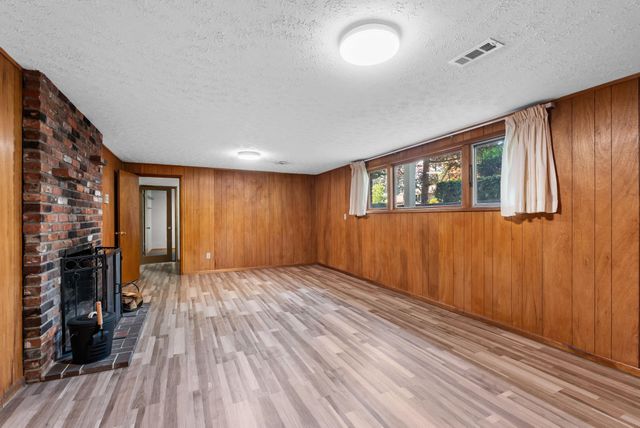 2504 E 40TH Ave, Spokane, WA 99223