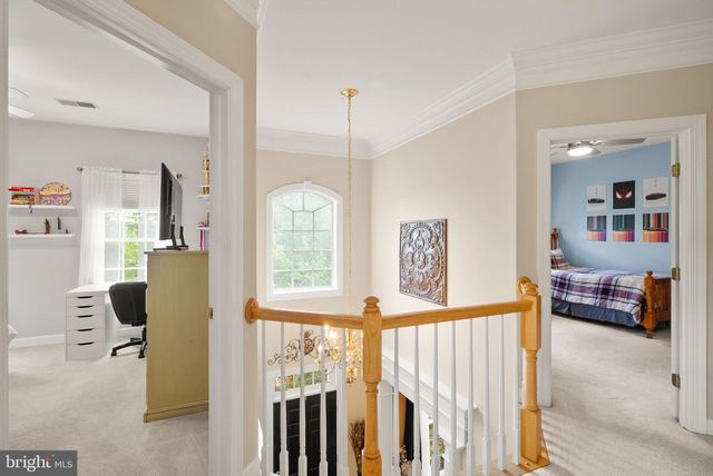 5634 LICK RIVER LN, Gainesville, VA 20155