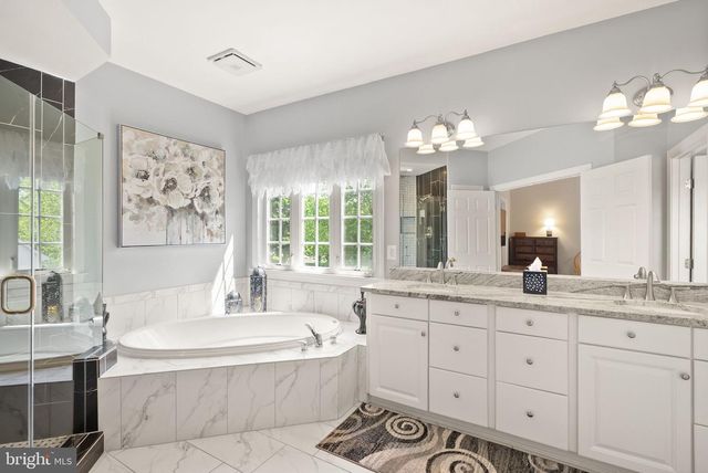 5634 LICK RIVER LN, Gainesville, VA 20155